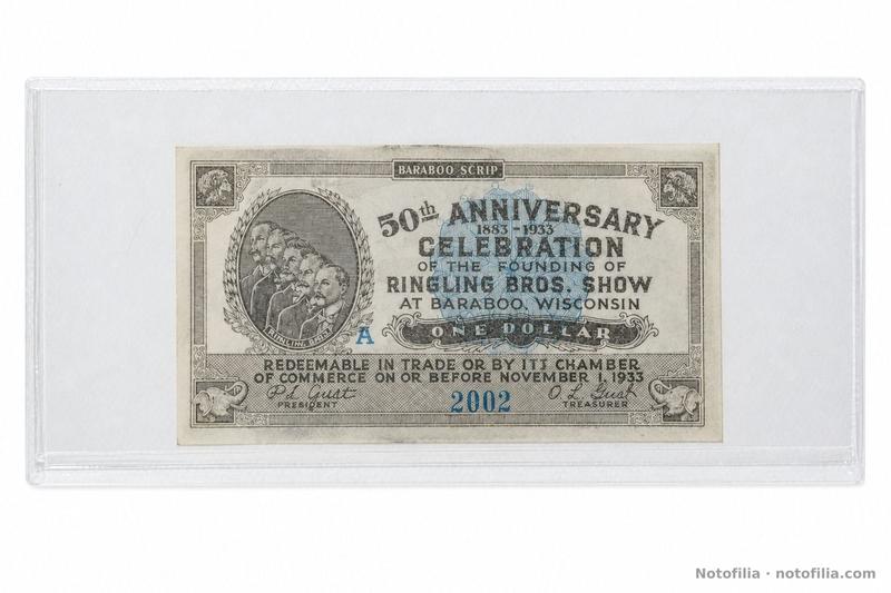 Anverso del 1 dólar de Baraboo, Shafer WI100, serie A, serial 2002: retrato de grupo de los Ringling Bros., 50th ANNIVERSARY 1883–1933 y ONE DOLLAR.