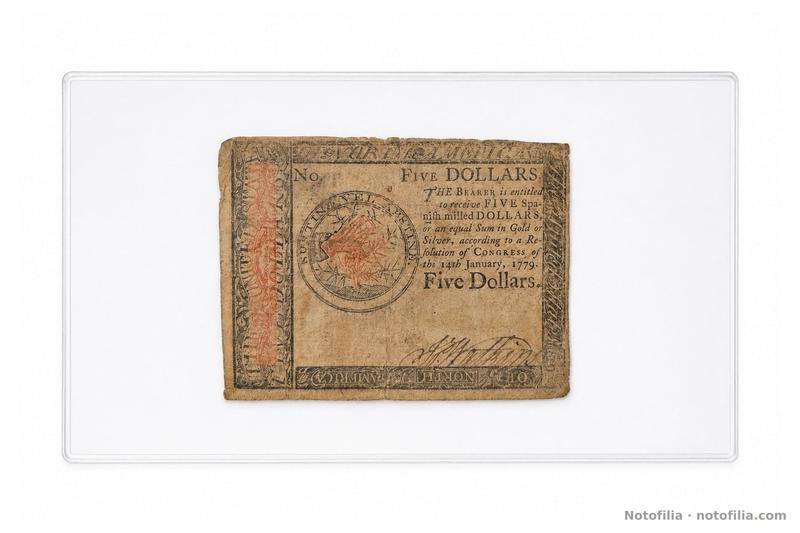 Anverso del 5 dólares continental, Fr. CC-91, 14 de enero de 1779: emblema SUSTINE VEL ABSTINE, borde rojo THE UNITED STATES y serial manuscrito ilegible.