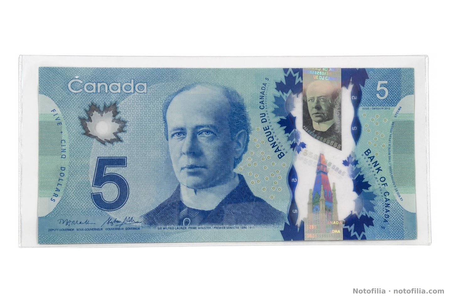 Face of the polymer $5, serial HBM0828003: Sir Wilfrid Laurier, ISSUE / ÉMISSION 2013, and Macklem / Poloz signatures.