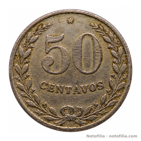 Reverso: 50 ornamental sobre CENTAVOS, dentro de una corona atada con lazo. Las iniciales RH no se leen.