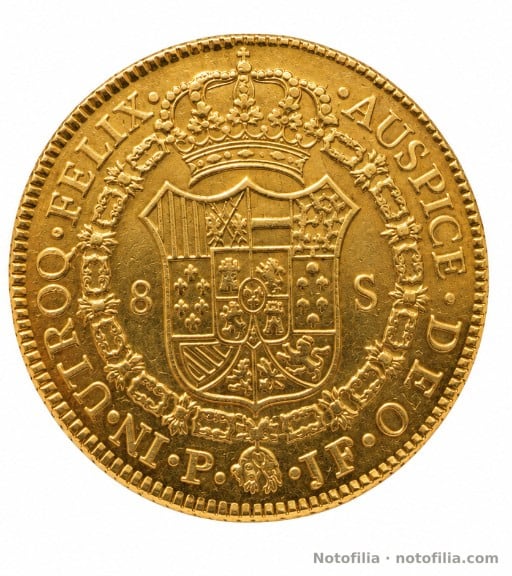 Reverso: escudo coronado y Toisón; 8 S; marcas P y JF a ambos lados del vellocino.