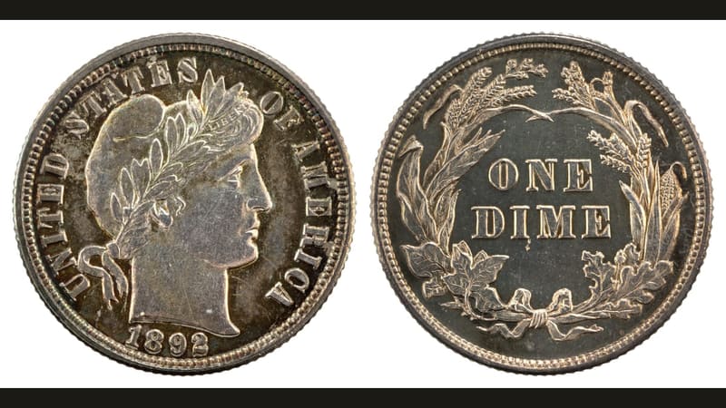 Anverso y reverso de un dime Barber: perfil de la Libertad y corona con One Dime