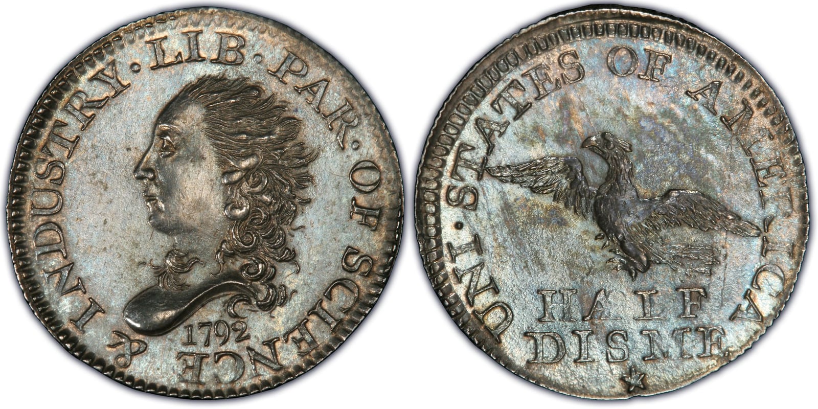 Anverso y reverso de un half disme de 1792: Libertad a la izquierda y águila con HALF DISME