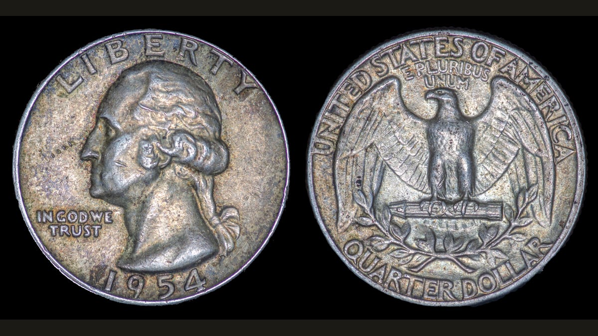 Obverse and reverse of a silver Washington quarter: Washington’s portrait and an eagle with spread wings
